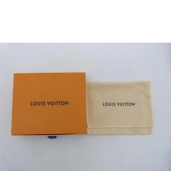 Louis Vuitton Beige and Dark Gray Checkered Wallet - Picture 2 of 7